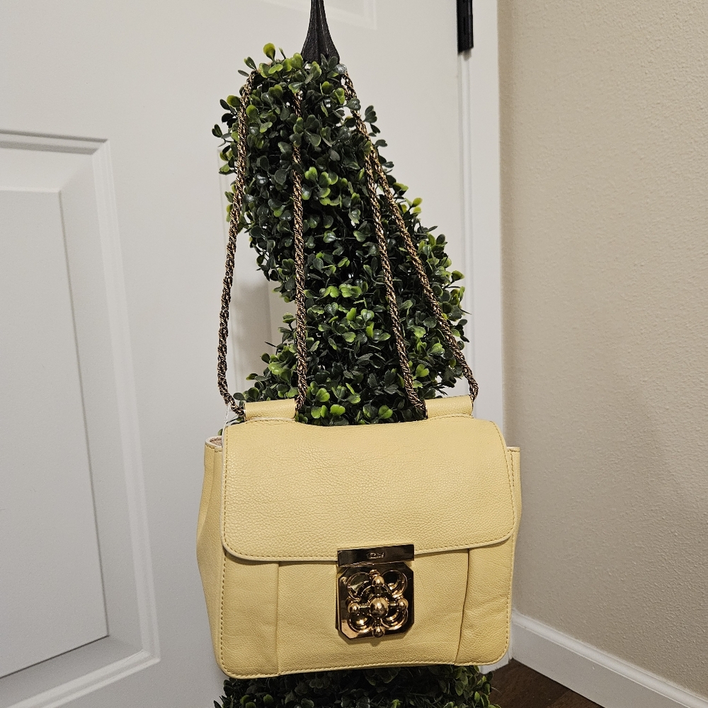 Chloé Pastel Yellow Leather Gold Turn-lock Crossbody